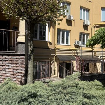 Боголюбова вул., 34