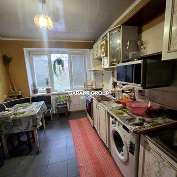 Трикімнатна квартира \Чудовий варіант під власний ремонт!