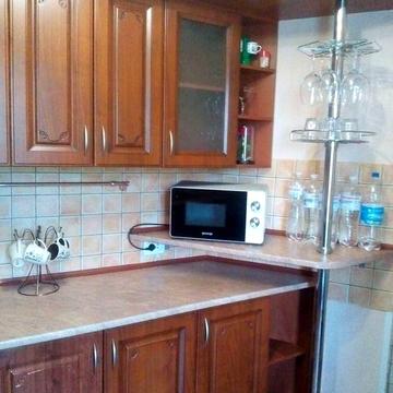 Сдаю 1 ком кв Центр, ремонт, мебель, техника