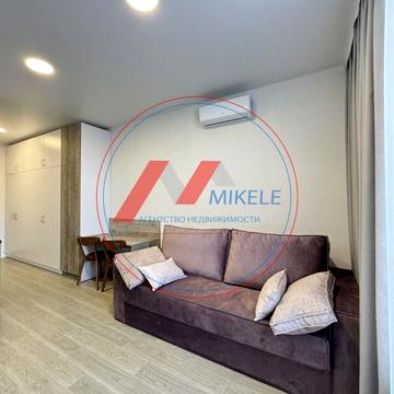 Залізнична вул., 32