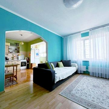 Михайла Гришка вул., 10