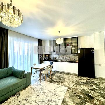 Космонавтів вул.