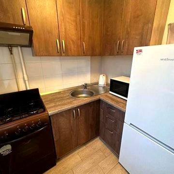 Наумова 23а. Сдам 1 ком квартиру