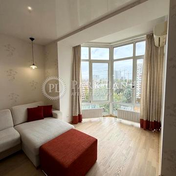 Юлії Здановської вул. (Ломоносова), 54