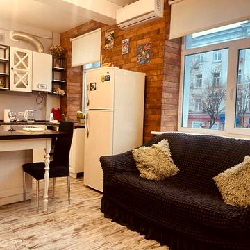 Аренда 2-к квартира 53м2 Сталинка район 5-5.