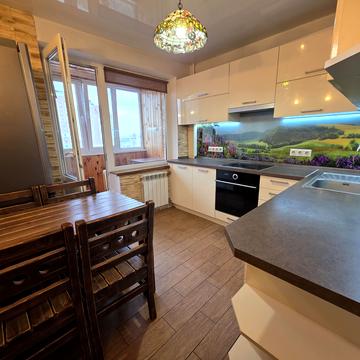 Володимира Івасюка просп. (Героїв Сталінграду), 25