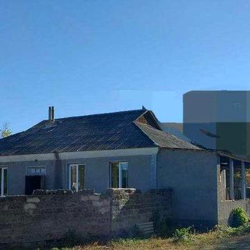 Продам в Чугуеве дом общ.пл. 140,8 кв.м