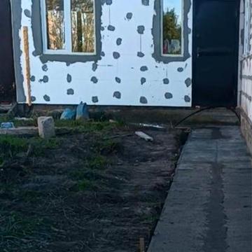 Продам двохрівневу частину будинку Калинівка Фастівський район.