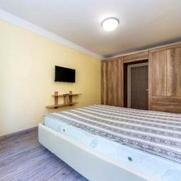 Німанська вул., 2