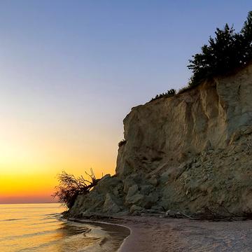 Приморьска