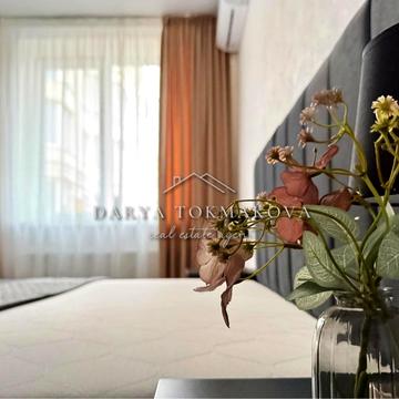 Клубна вул., 10