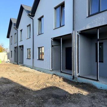 Продаж таунхаусів на Заріччі.