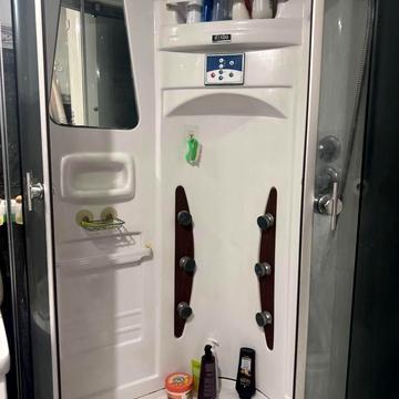 Набережна Перемоги вул., 54