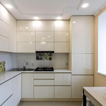 Василя Стуса вул., 42