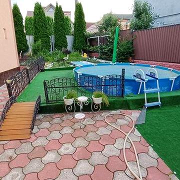 Оренда будинку з басейном на Роші