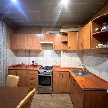 Європейська вул. (Жовтнева), 33