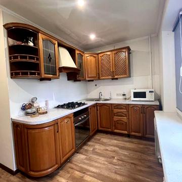 Здається 3к квартира . Бородинський .