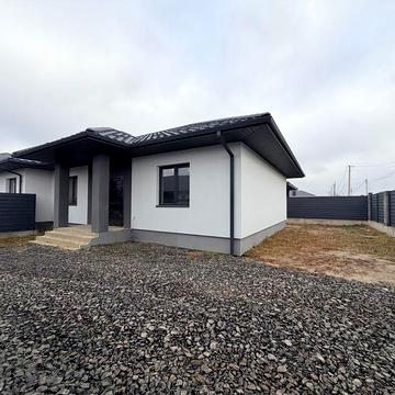 Продаж дуплексу в ТОПовій комплектації у с. Струмівка