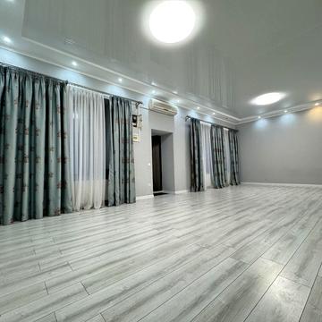 Футуристів пров., 4