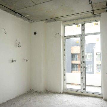 3-кімнатна квартира в зданому будинку!