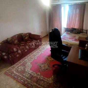 Академіка Павлова вул., 162