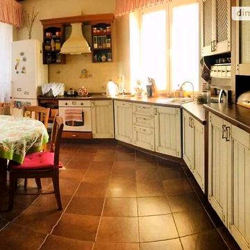 Продаж 4к Дім Квіткова вулиця