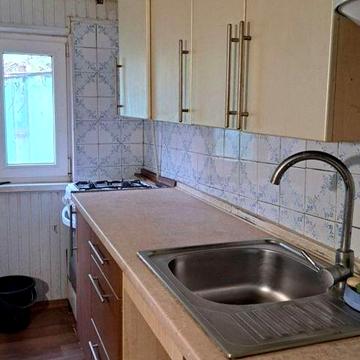 Часть дома, 2к, отд. двор. Ингульский р. 18500.