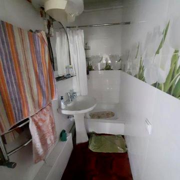 Здам будинок 2 кімнати . Без тварин.