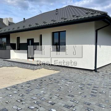 Озерна вул.