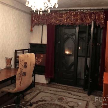 Велика Васильківська вул. (Червоноармійська), 102