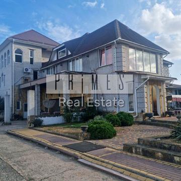 Виноградна вул.