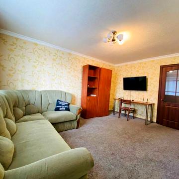 Сдам Реальную 3х. ком. квартиру на Нагорке , ул. Гоголя дом 4 !