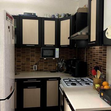 Продаж 2 кімнатної квартири Озерна Балка.