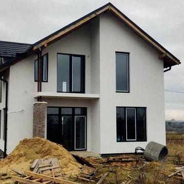 Продаж двоповерхового будинку на Академічному