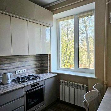 Продам 2-кімн. квартиру, вул. Короленко, Шевченківський р-н AK