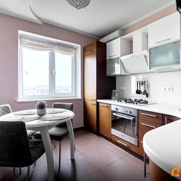 Григоровича-Барського вул., 3