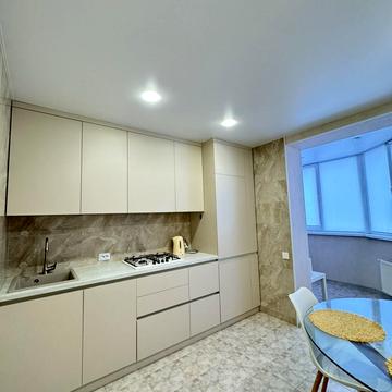 Боголюбова вул., 18