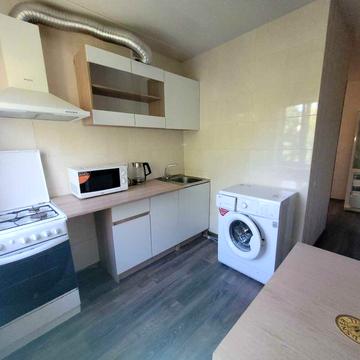 сдам свою двухкомнатную квартиру на Павловом Поле