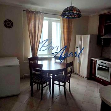 Миколи Голего вул. (Лебедєва-Кумача), 5