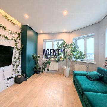 Львівська вул., 17