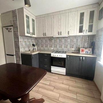 Велика 4 кімнатна квартира з ремонтом ГАЗ! Податки 2%