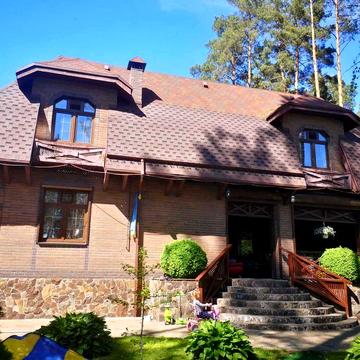 Затишний будинок 295м2 на 10 сот район Бучанського парку - 450000уо.