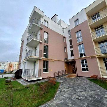 Однокімнатна квартира з балконом в зданому будинку! Є газ!