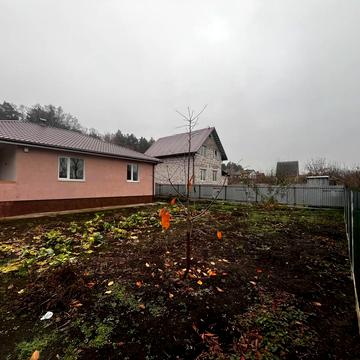 Садова вул., 1