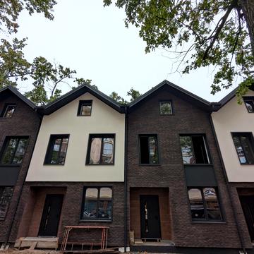 Київська вул.