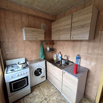 Кубанської України вул. (Маршала Жукова), 15/13