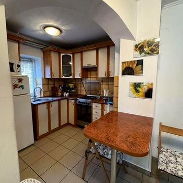 Довгострокова оренда 4к Дім Глибока вулиця