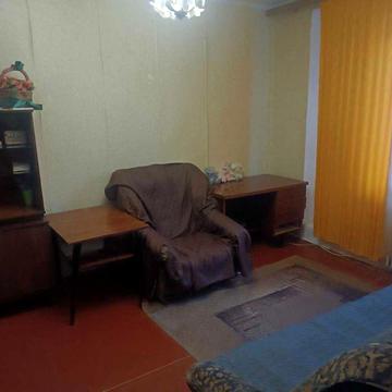 Оренда 1-кімнатної квартири на Залютиному.