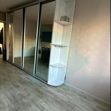 Набережна Перемоги вул., 10