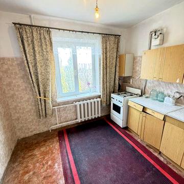 1 кім біля міської лікарні